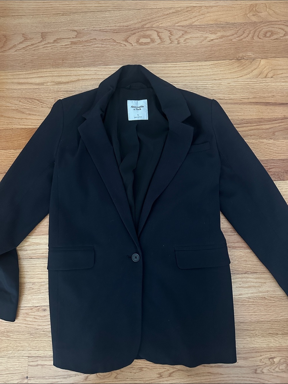 Abercrombie & Fitch Black Single-Button Tailored Blazer